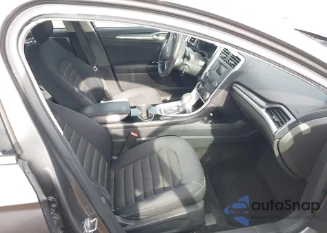 2014 Ford Fusion Se z USA, uszkodzony, nr VIN 1FA6P0H76E5391095